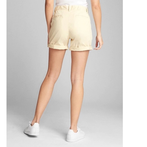 GAP Shorts Nwt Gap 57 Girlfriend Chino Shorts 8 White 589 Poshmark